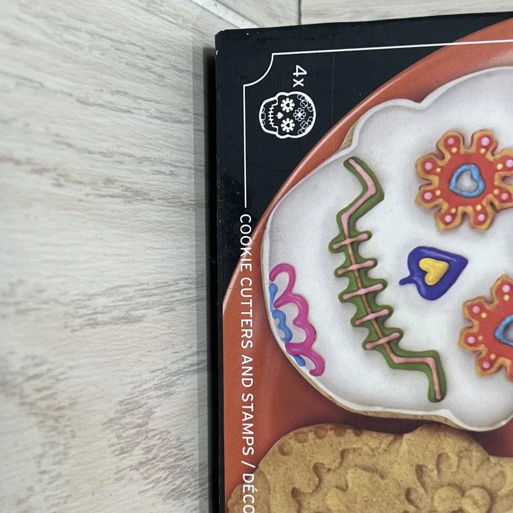 Fred Sweet Spirits Day of the Dead sugar skull cookie cutters stamps new set 4